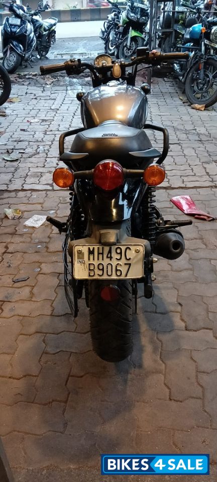 Grey Royal Enfield Hunter 350 Retro