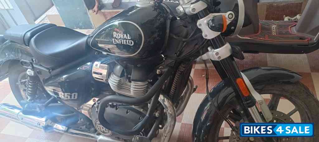 Royal Enfield Super Meteor 650