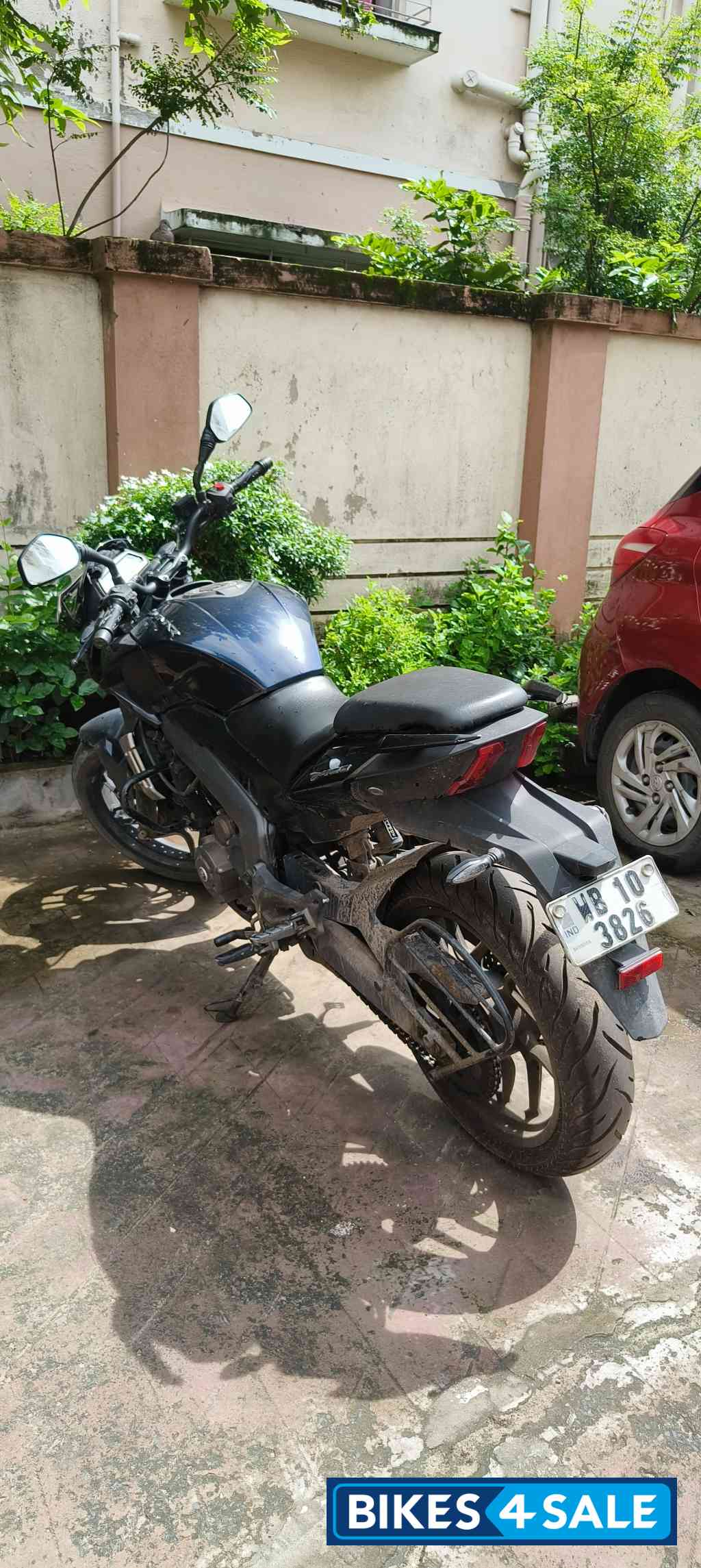 Bajaj Dominar 400