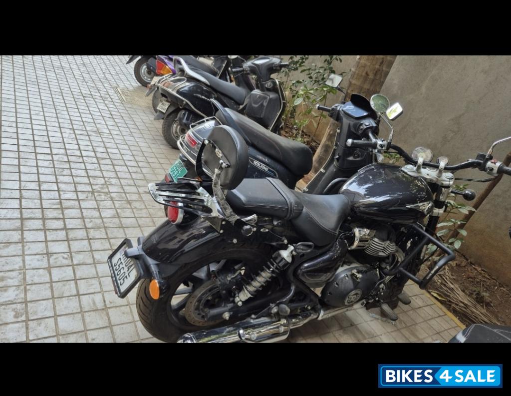 Royal Enfield Super Meteor 650