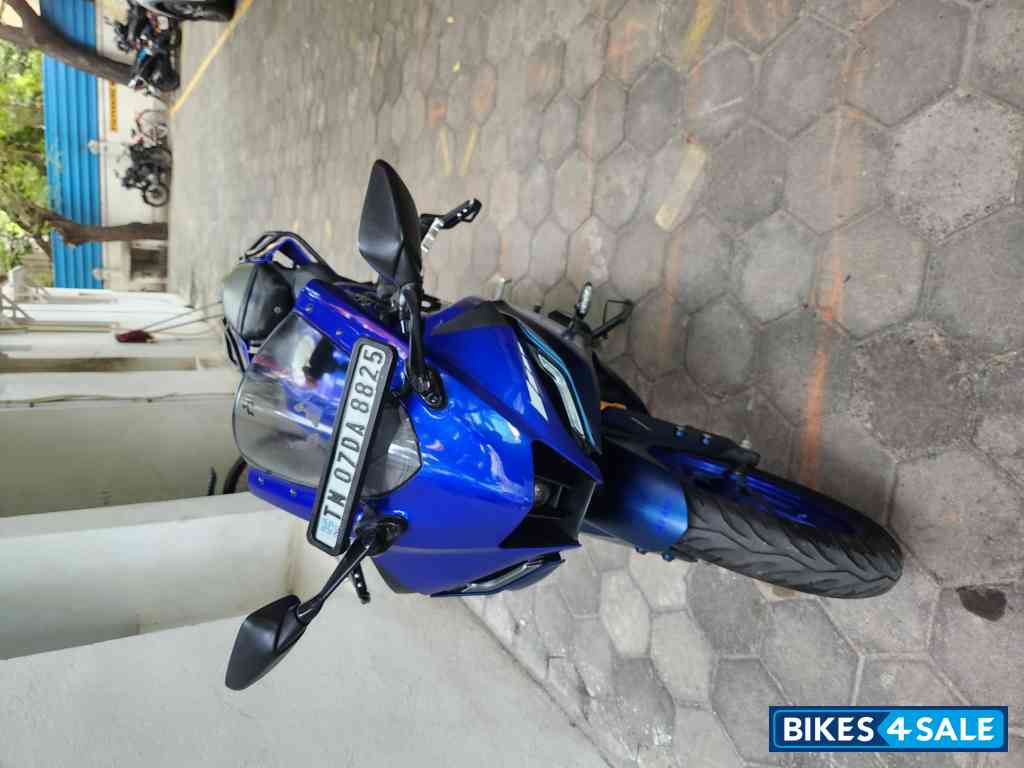 Racing Blue Yamaha R15 V4