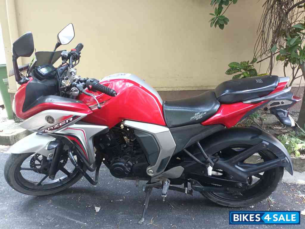 Yamaha Fazer FI V2