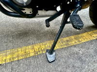 Black Triumph Scrambler 400 X