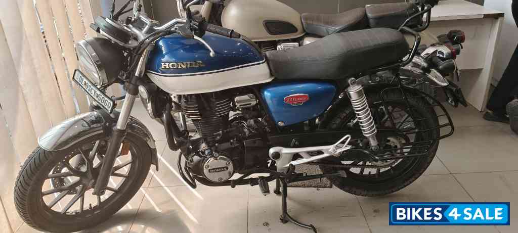 Honda CB350 DLX Pro
