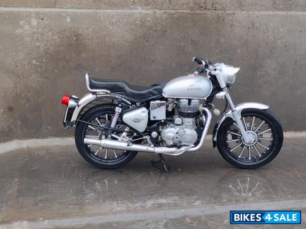 Silver Royal Enfield Bullet Electra
