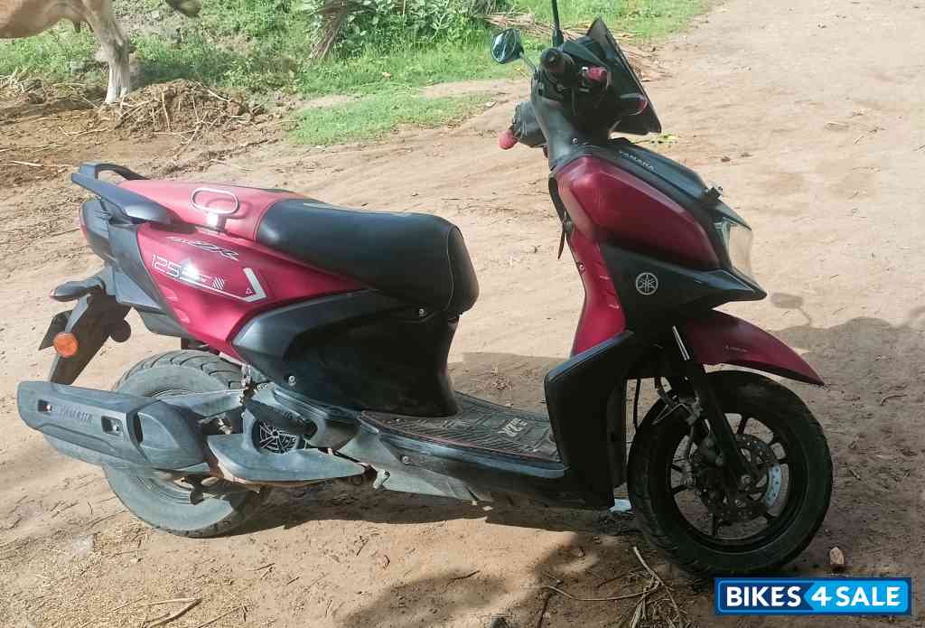 Yamaha Cygnus Ray ZR