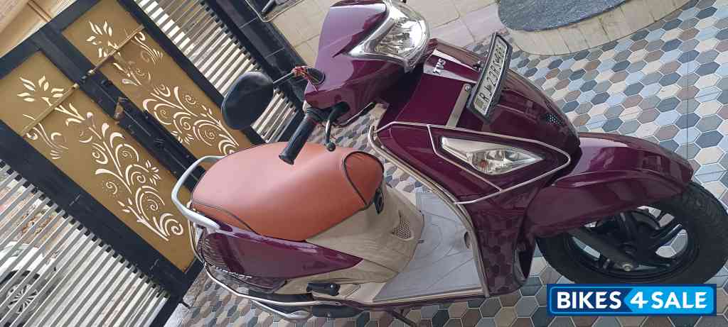 Purple TVS Jupiter ZX BS6