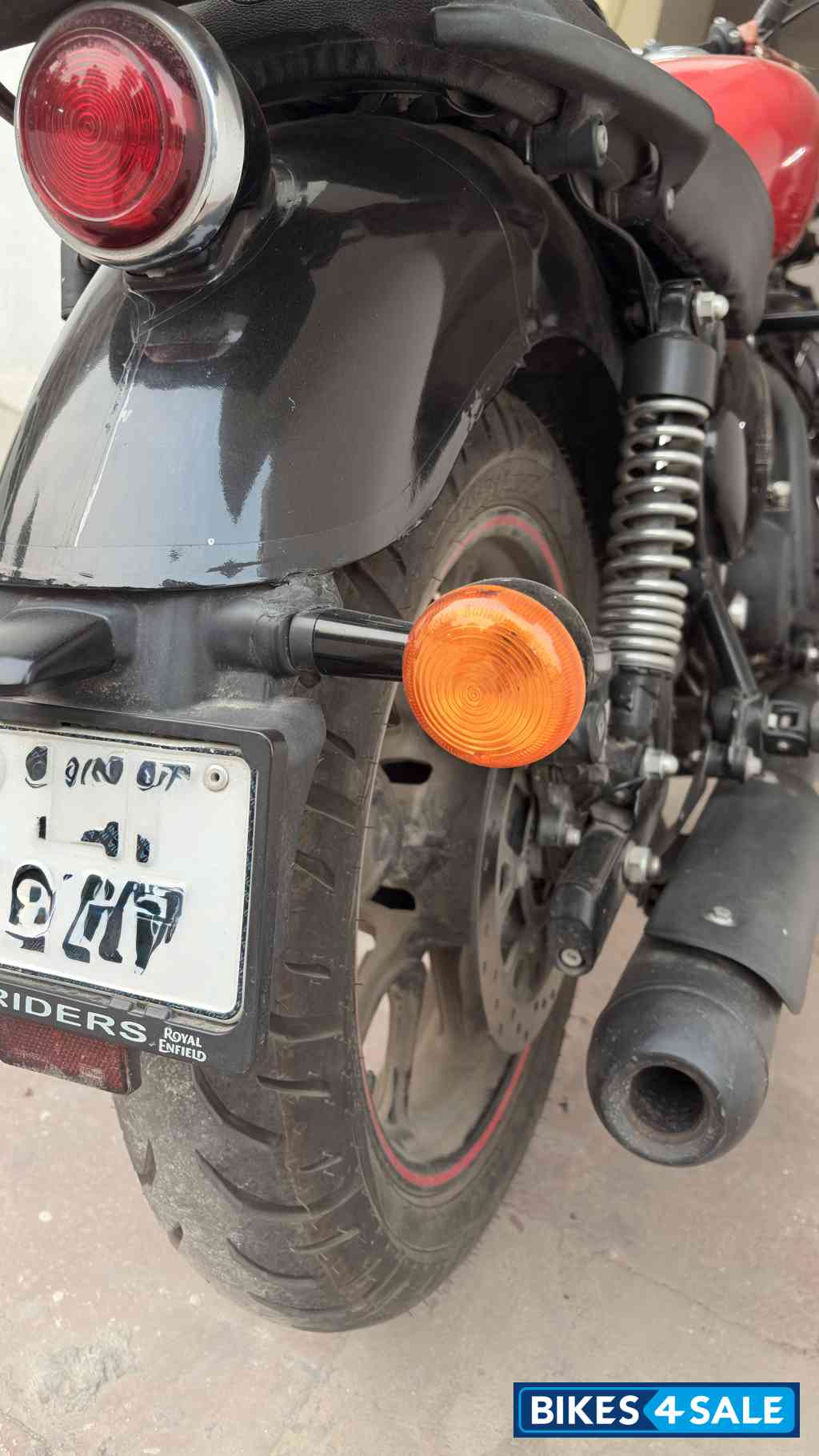 Red And Black Royal Enfield Meteor 350