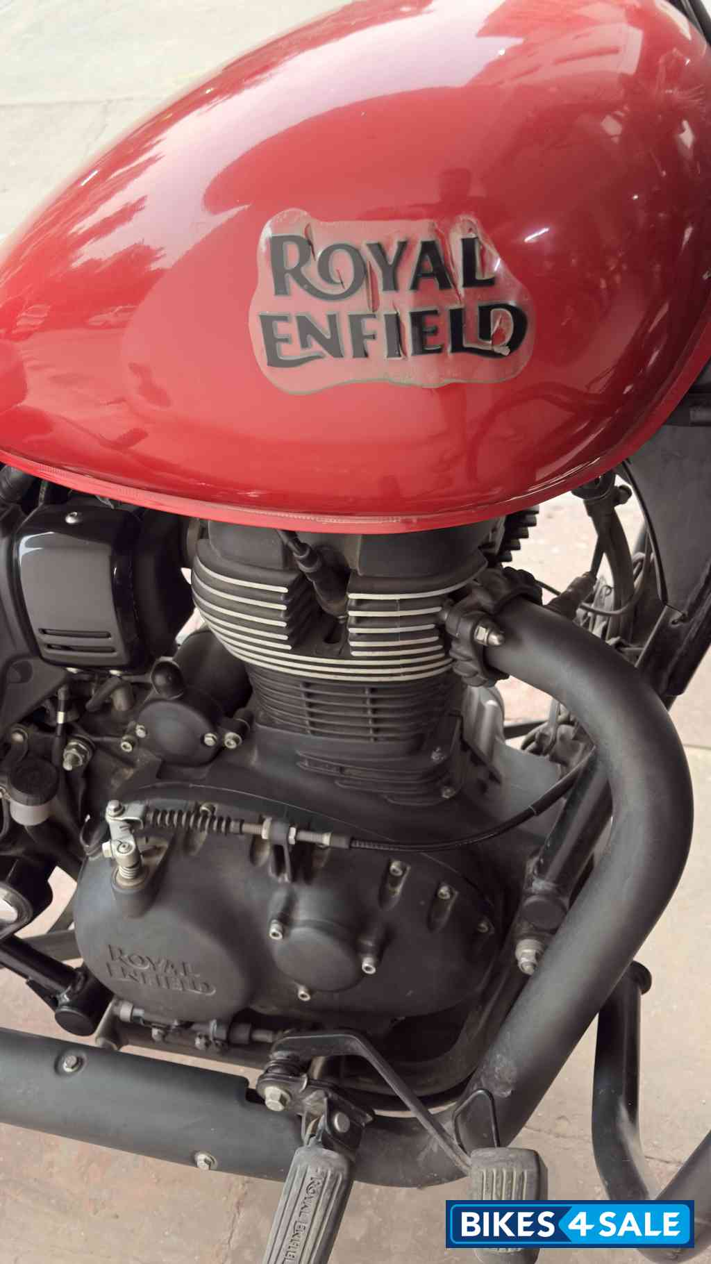 Red And Black Royal Enfield Meteor 350