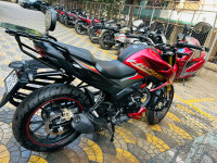 Red Honda Hornet 2.0 2025