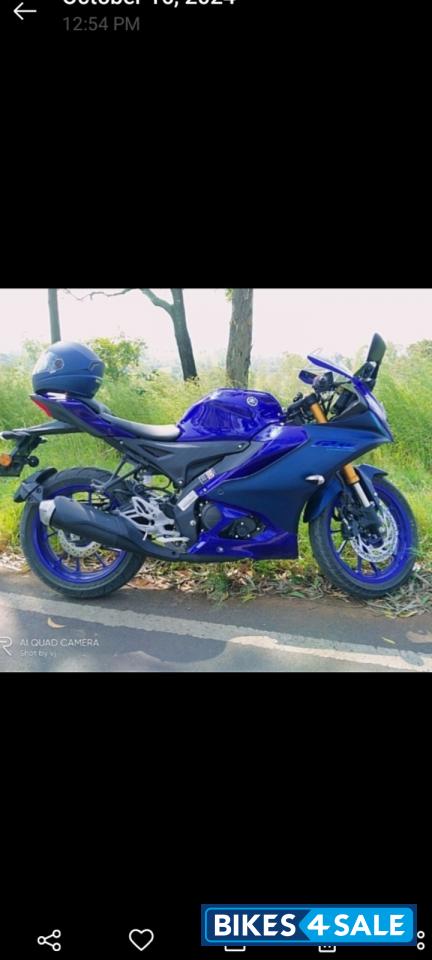 Yamaha R15 V4