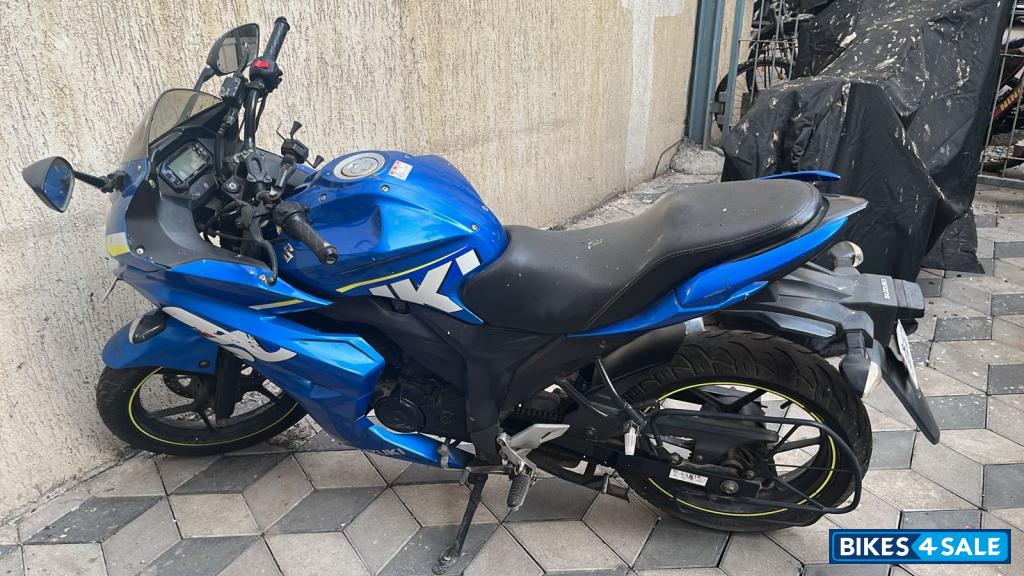 Suzuki Gixxer SF
