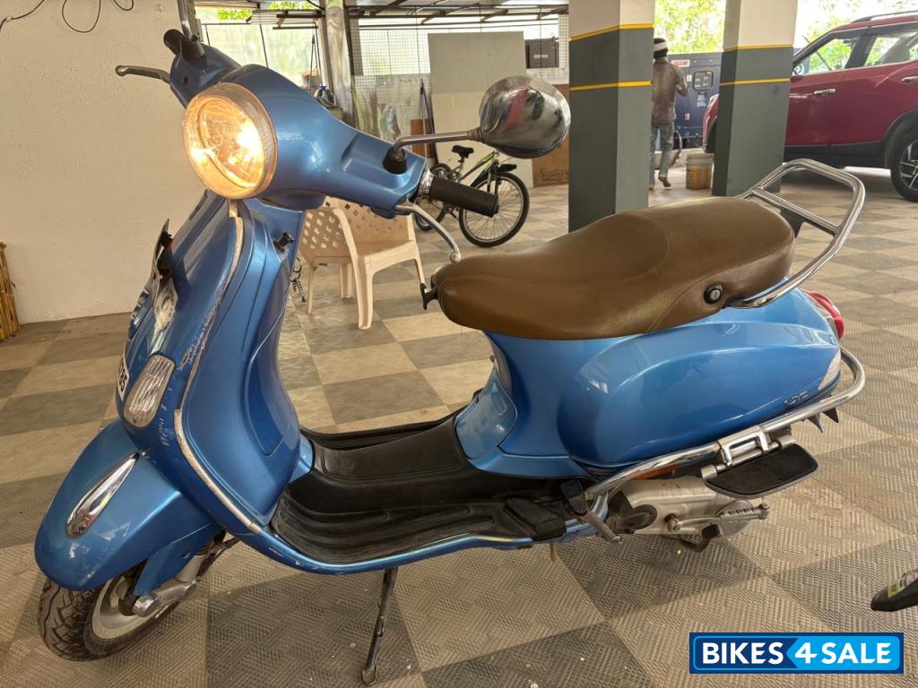 Vespa VXL 125