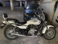 Moon White Bajaj Avenger Cruise 220 BS6