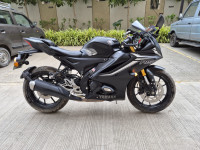 Yamaha R15 V4