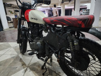 Red And White Royal Enfield Thunderbird TwinSpark 350