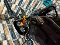 Black Bajaj Platina 100 ES