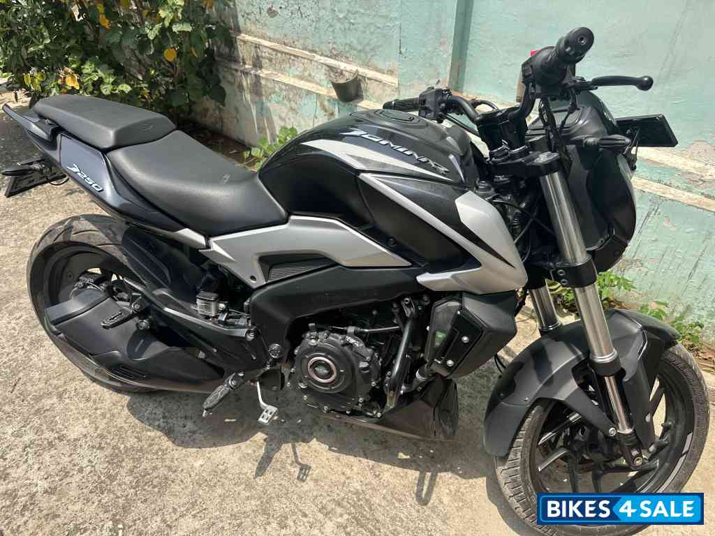 Bajaj Dominar 250