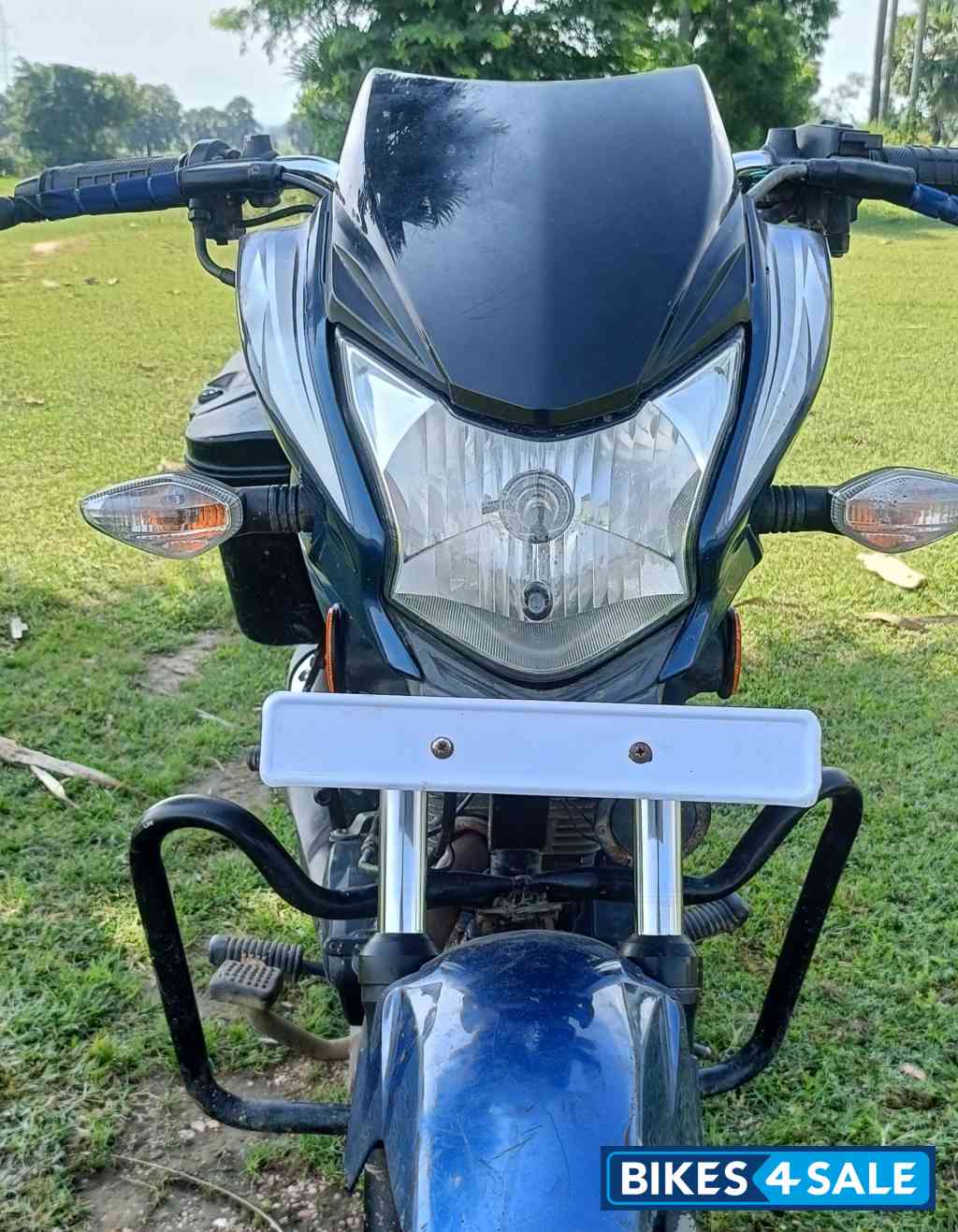 Blue Honda CB Shine SP