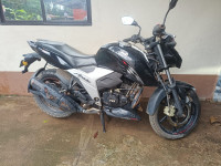 TVS Apache RTR 160 4V