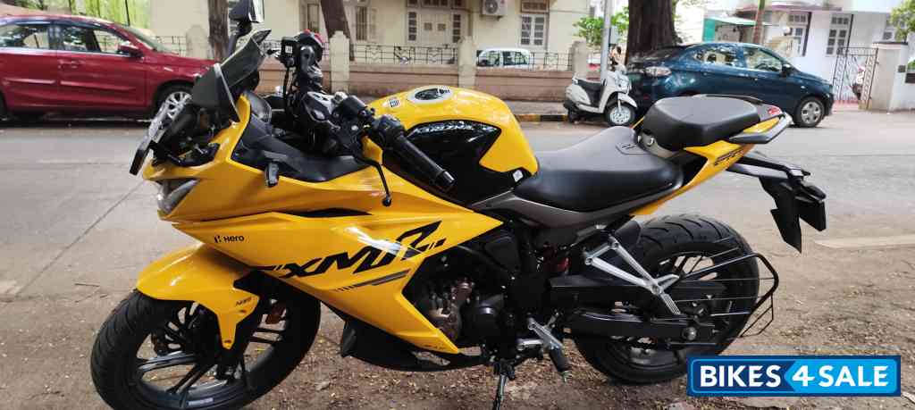 Yellow Hero Karizma XMR