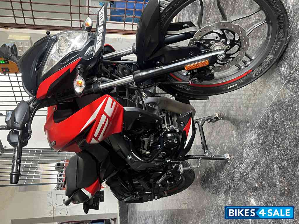 Bajaj Pulsar NS125 BS6