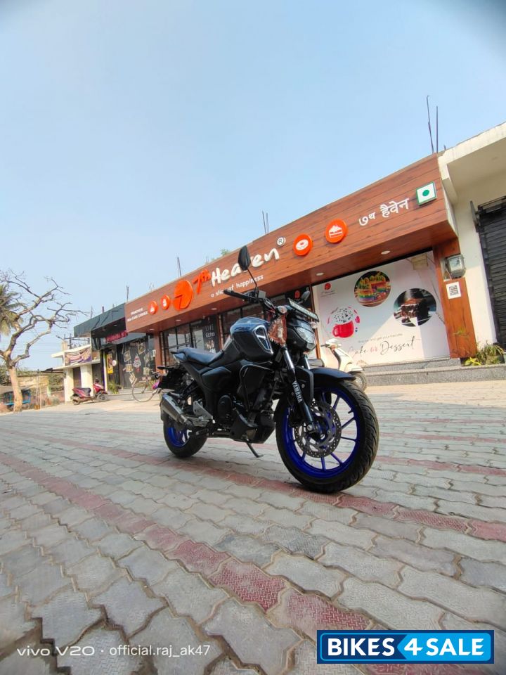 Pastel Dark Gray Yamaha FZ-S