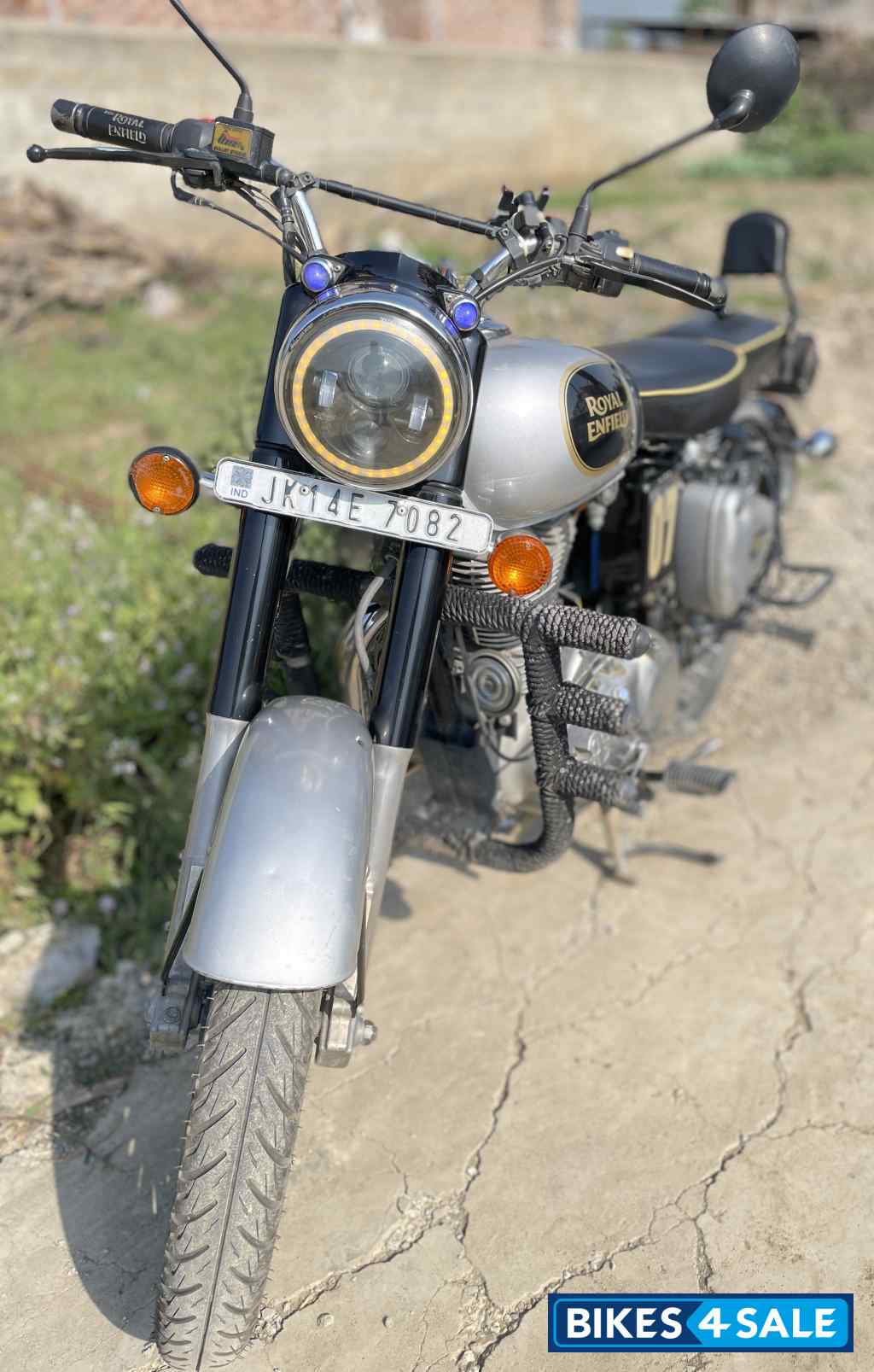 Silver Royal Enfield Classic 350 BS VI