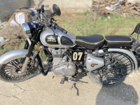 Silver Royal Enfield Classic 350 BS VI