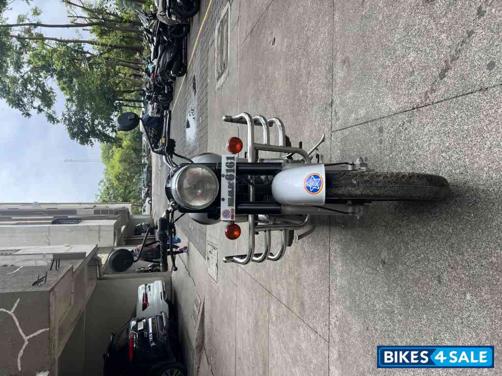 Royal Enfield Classic 350 Royal Enfield Classic 350