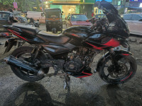 Bajaj Pulsar 220 DTSFi