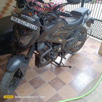 Matt Black Bajaj Dominar 400 Disc