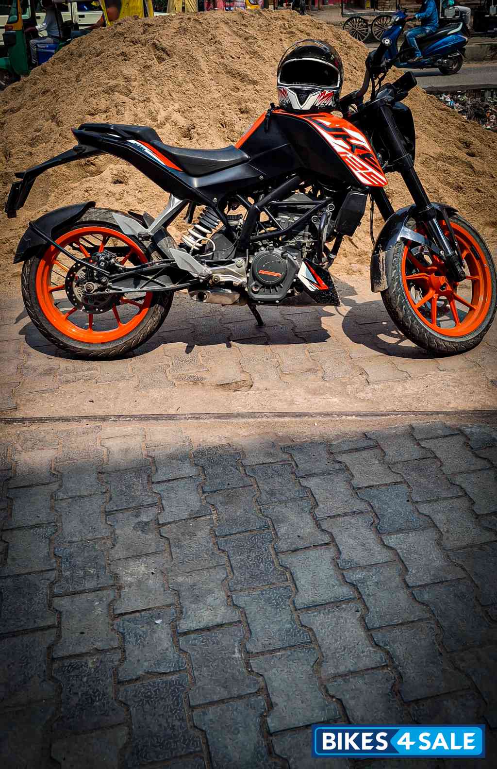 KTM Duke 125