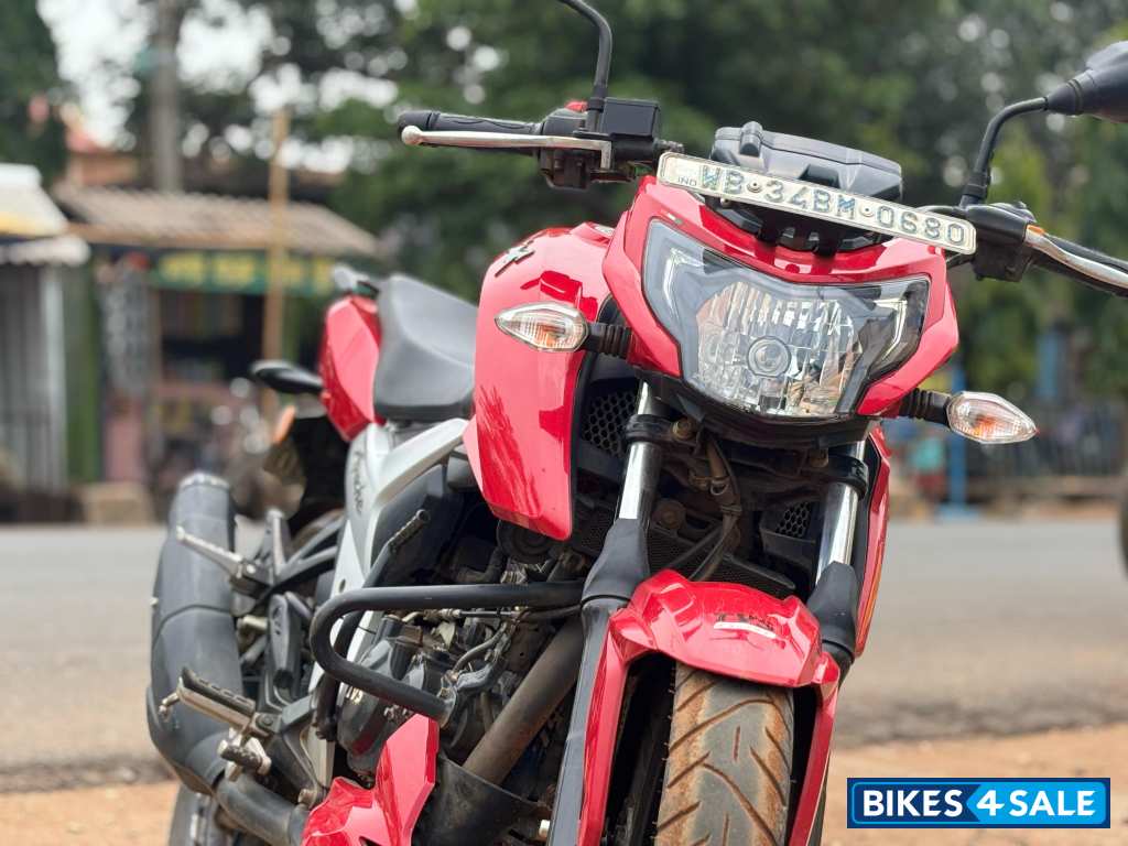 TVS Apache RTR 160 4V