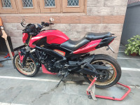 Red Bajaj Dominar 400 Disc