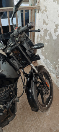 Black Bajaj Pulsar 125 Neon Disc Single Seat