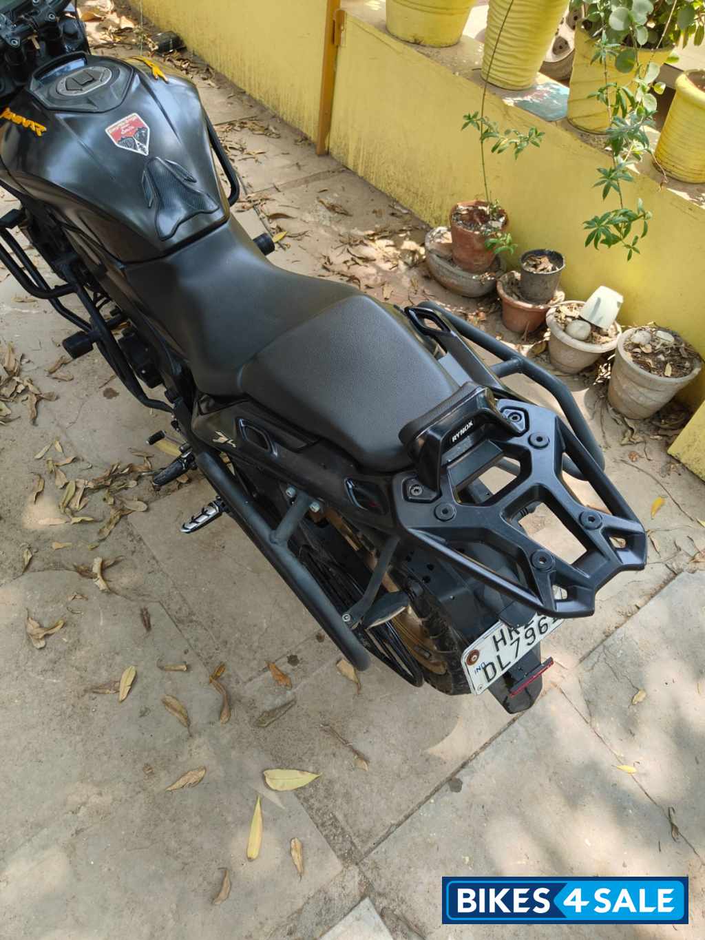 Bajaj Dominar 400