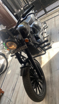 Jawa 42 Dual Channel ABS AllStar Black 2021 Model