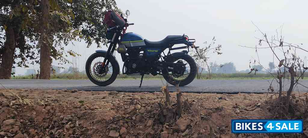 Royal Enfield Scram 411