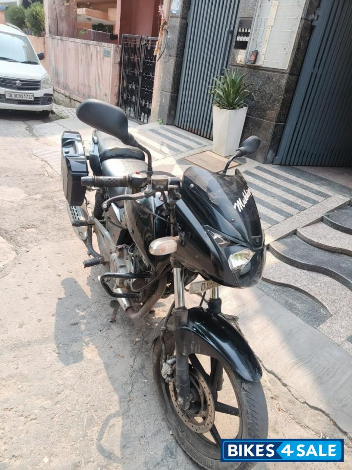 Black Bajaj Pulsar 180 DTSi