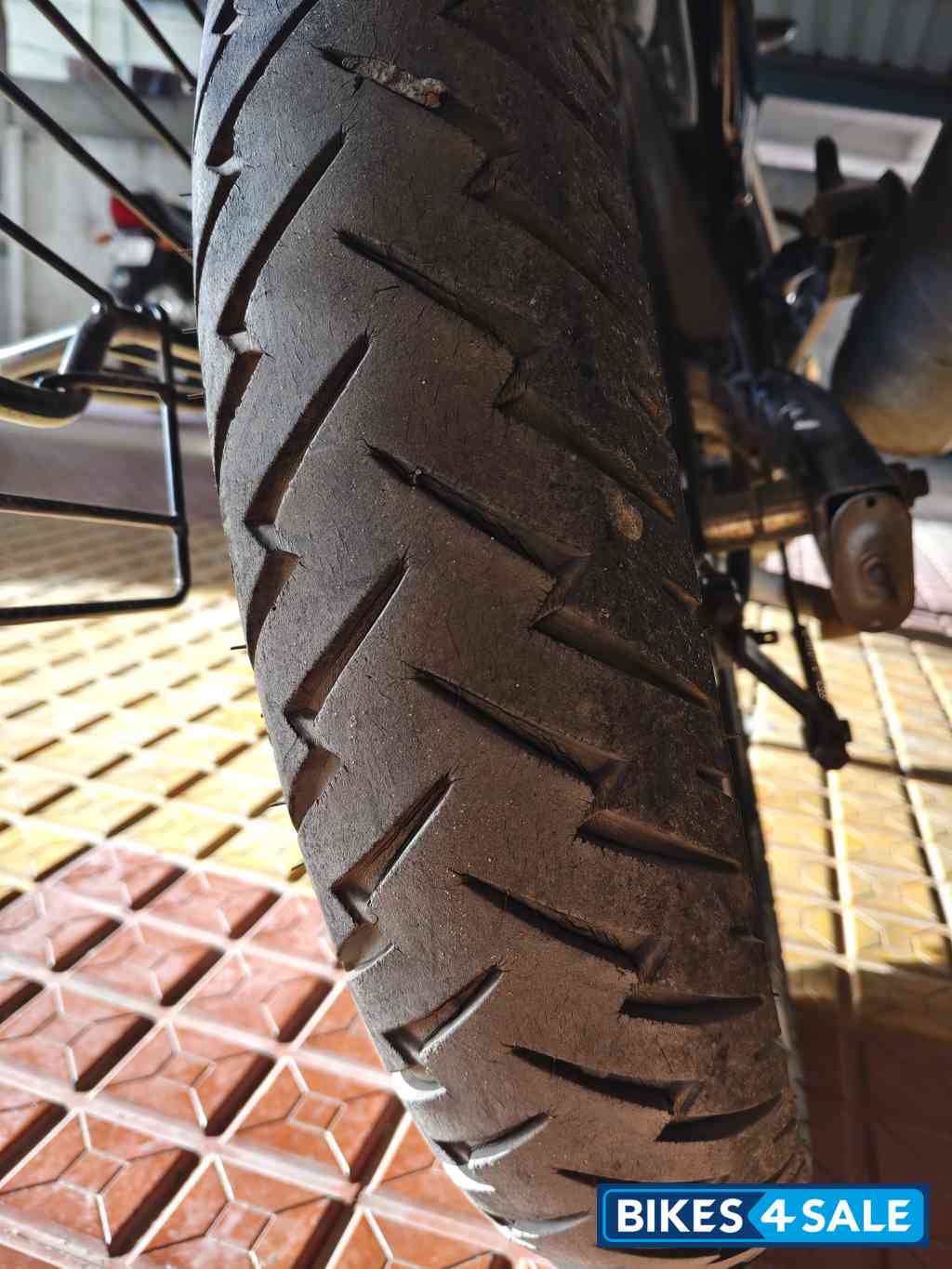 Black Bajaj Discover 150 F