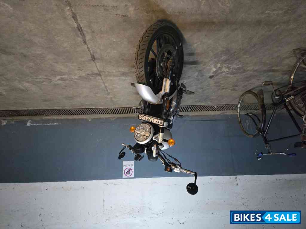 Interstellar Grey Royal Enfield Super Meteor 650