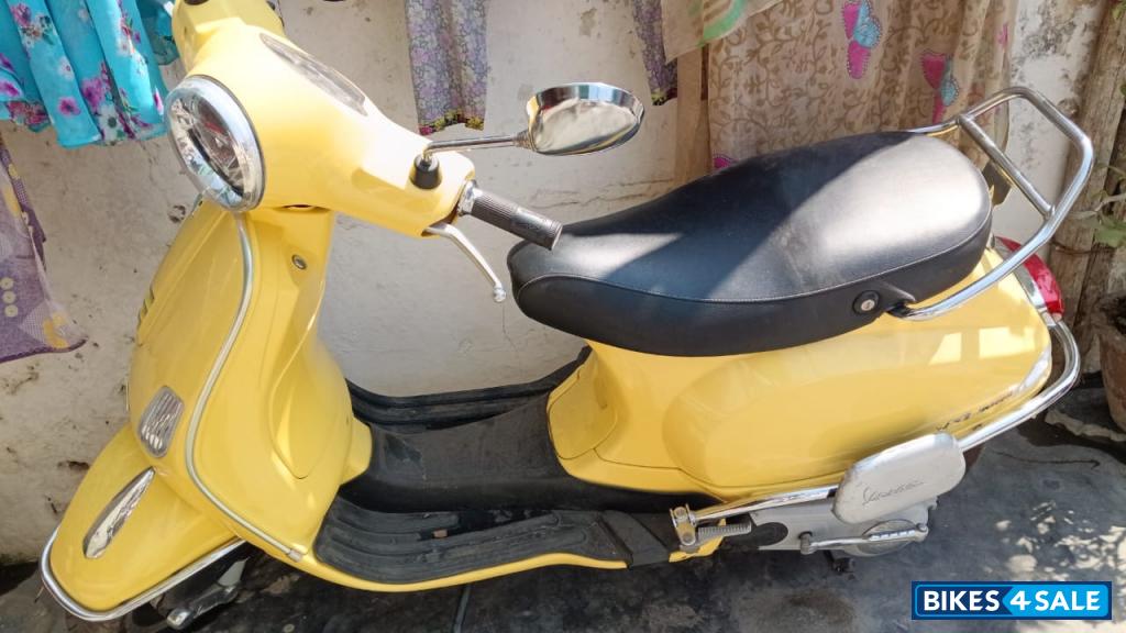 Vespa VXL 125