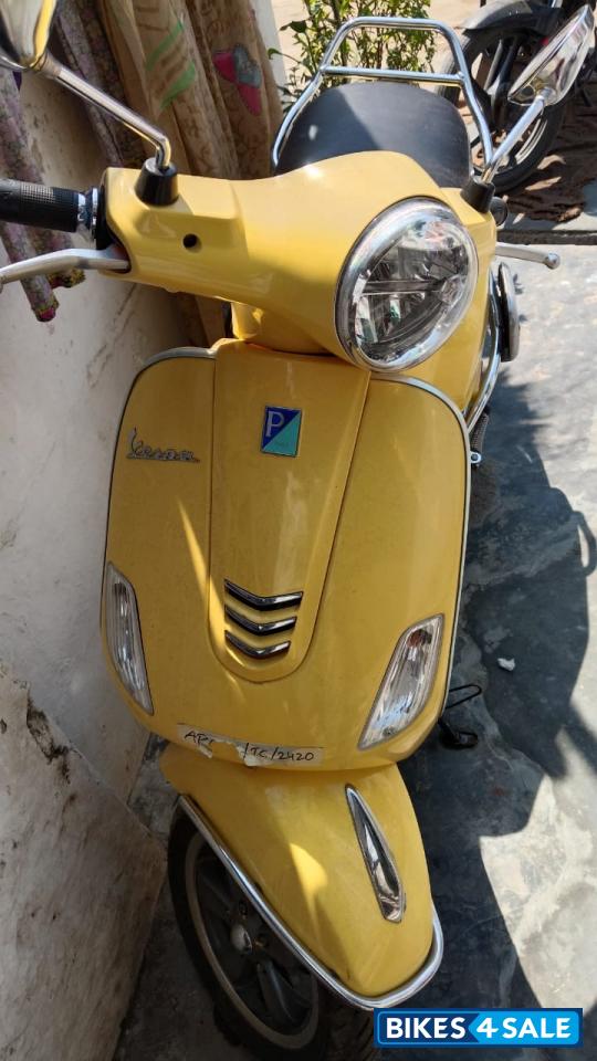 Vespa VXL 125