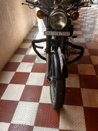 Black Royal Enfield Vintage Bullet