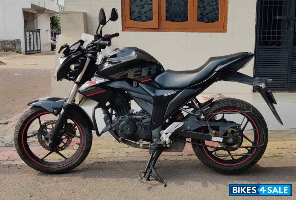 Suzuki Gixxer 150