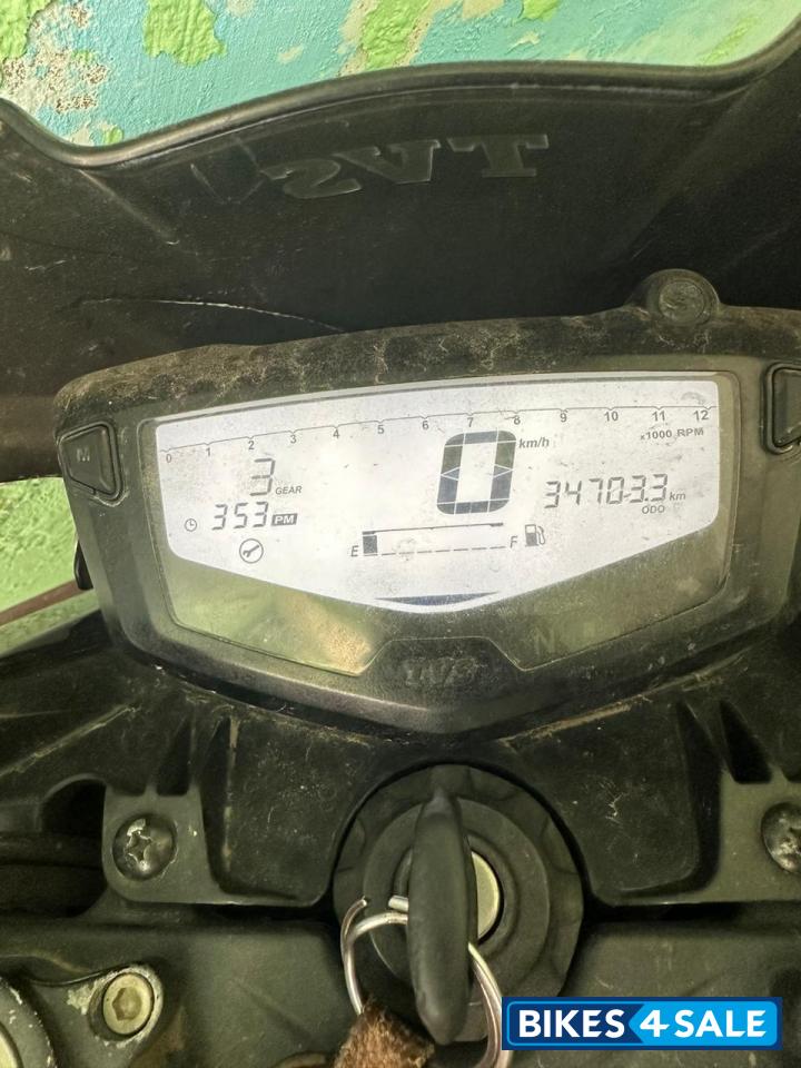 TVS Apache RTR 200 4V Race Edition 2.0