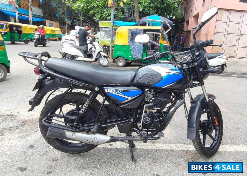 Black Bajaj CT110X
