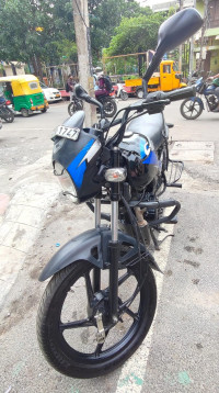 Black Bajaj CT110X