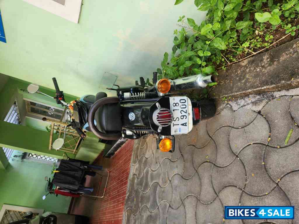 Royal Enfield Classic 350 Redditch Blue